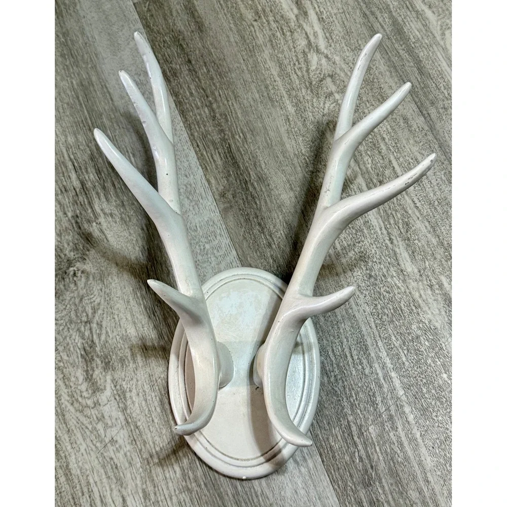 Fetco Home Decor White Faux Elk Antler Wall Mount U1586 Rustic Shabby Chic 14in